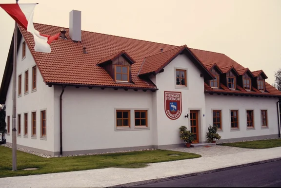 Feuerwehrhaus Untere Dorfstrasse 3.png